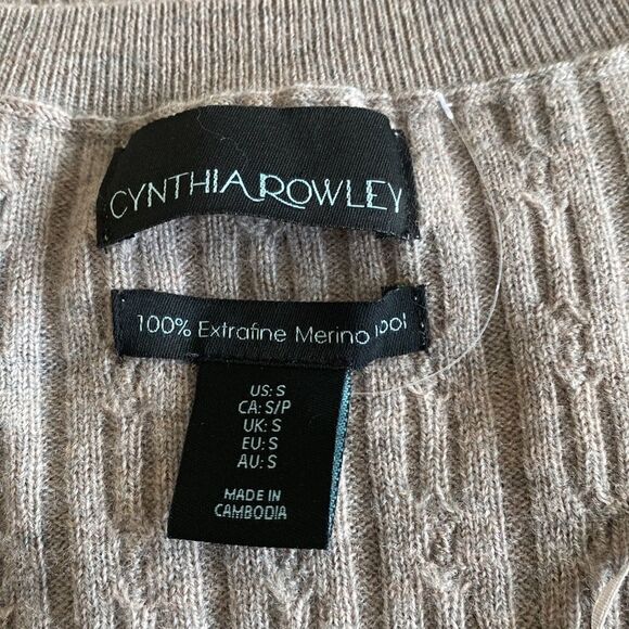 NWOT Cynthia Rowley 100% Merino Wool Cable Knit Sweater - Picture 14 of 14